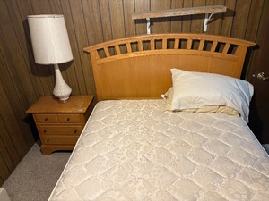 Queen head board and matching dresser set