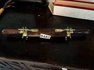 Unique carving set with holder