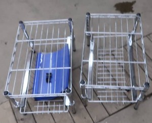 STAINLESS STEAL STANDSHELVES