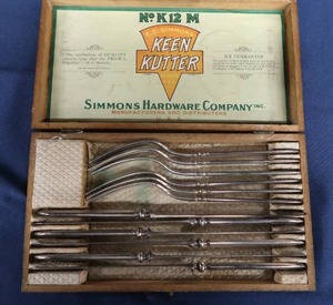 ANTIQUE KEEN KUTTER SILVERWARE SET