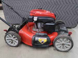 TROYBILT SELF PROPELLED PUSH LAWN MOWER