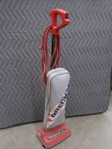 ORECK XL COMMERCIAL VACUUM