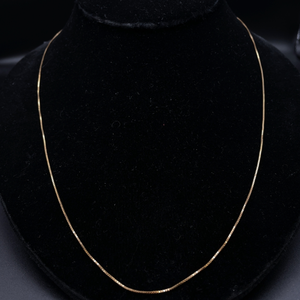Classic Brightly Polished Box Chain in 14k Yellow Gold