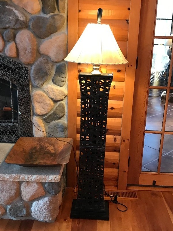 Large Metal Framed Lamp - Smoke free (Lamp Only)