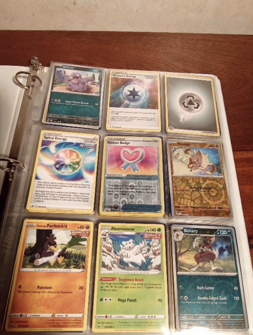 Binder of 90 Pokemon trading cards