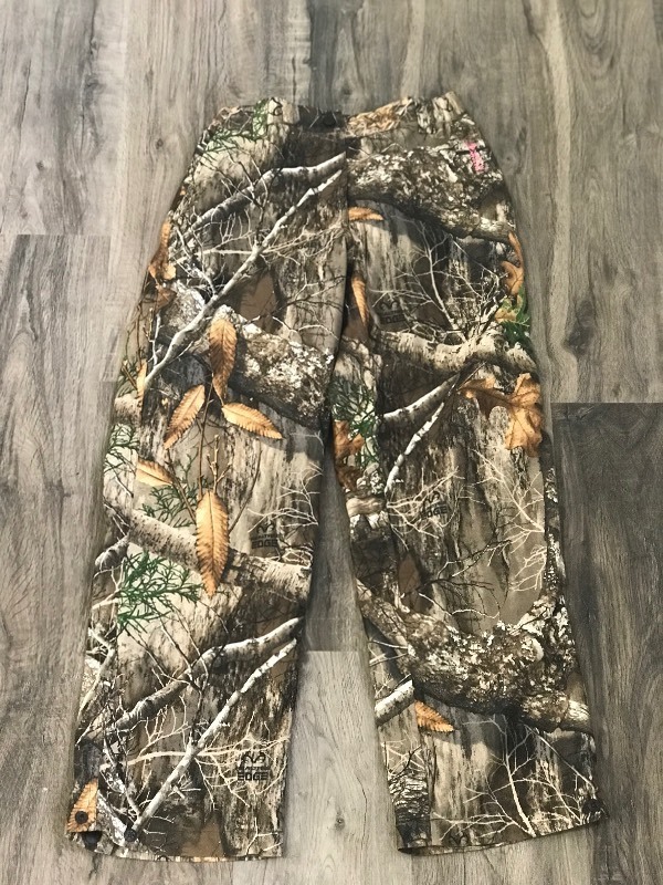 Mountain Prairie Girls Hunting Pants - Size Small