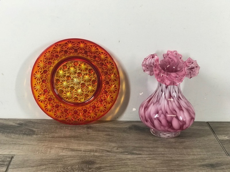 Vintage LE Smith Glass Amberina Plate & Vintage Fenton Pink Vase