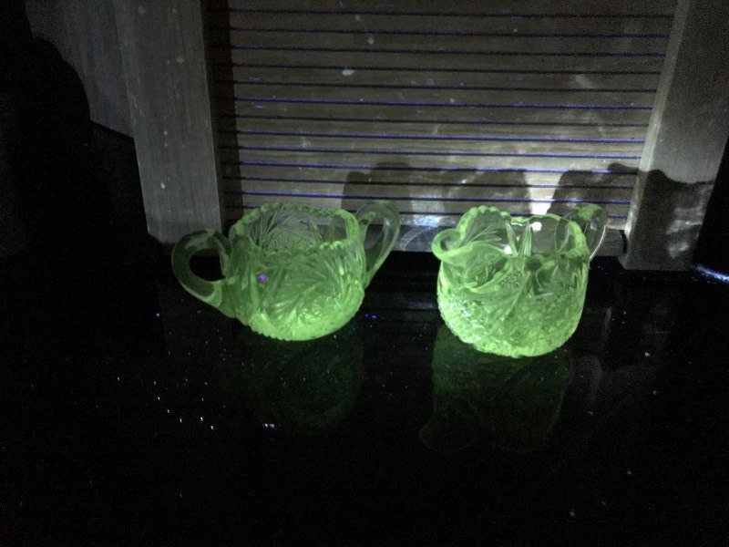 Uranium Glass Crystal Open Sugar Bowl Double Handle Saw Tooth Edge Star Pattern with Creamer