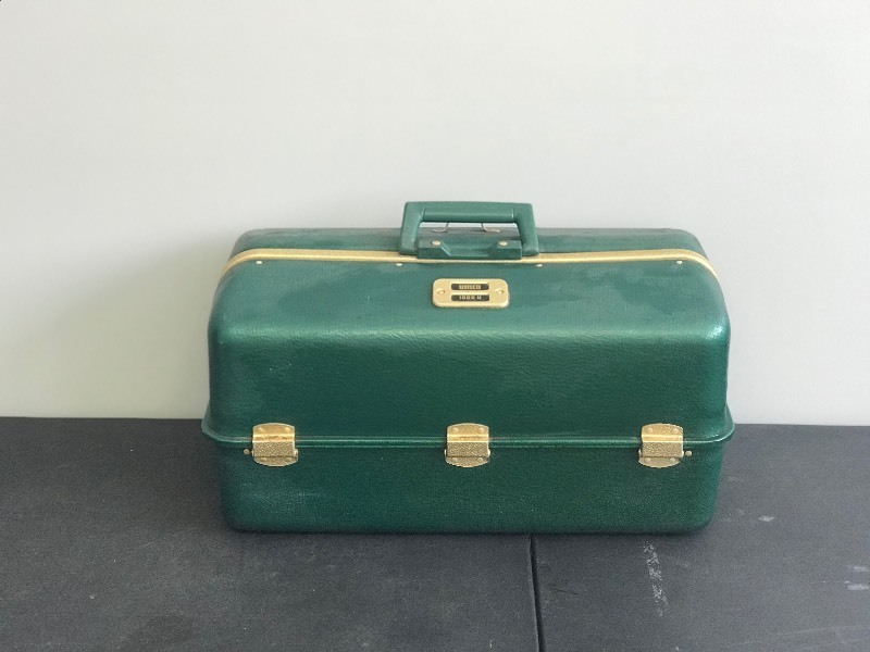 Vintage UMCO 1000 U Fishing Tackle Box