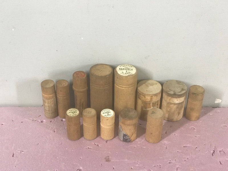 Lot of Vintage Wooden Fish Hook & Lead Weight Containers