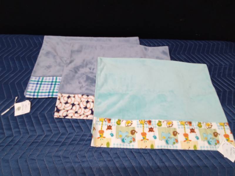 3 new soft pillowcases