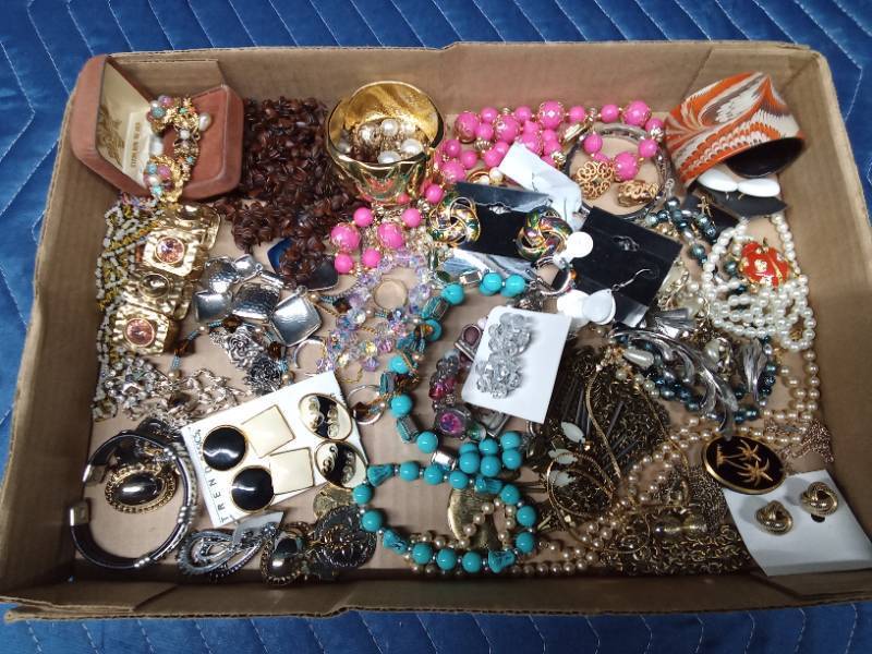 Flat of jewelry including Napier, BSK and more