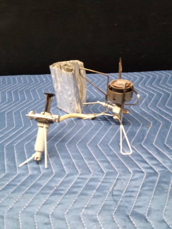 Portable camp stove