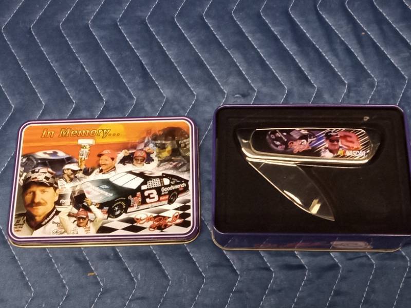 In memory... Dale Earnhardt tin and knife set