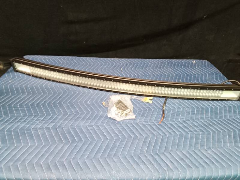 New light bar for a small pick-up truck with brackets (universal)