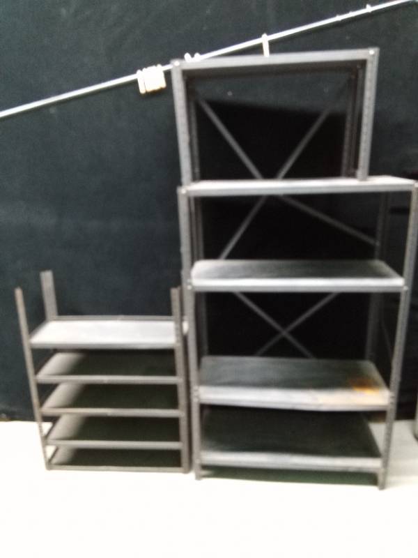 2 Metal floor shelves