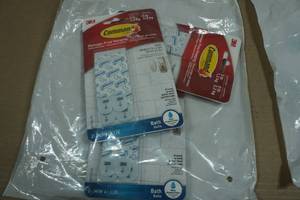 12 Packs of Command Bath Medium & Large Refill Strips