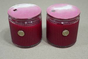 2 Aromatique 6oz Candles - The Smell of Christmas