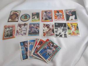 Assorted Kirby Puckett Cards...