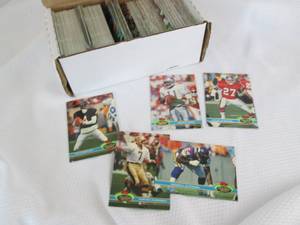 Box Of 1991 Stadium Club Football C...