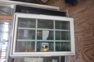 Anderson Stationary White With Grids