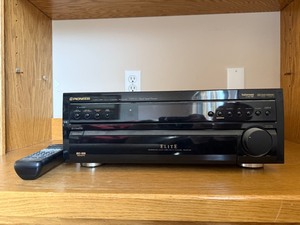Pioneer Elite VSX-11 AV Receiver - 5.1 Surround, Dolby Pro Logic