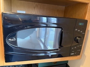 Whirlpool MT3070SHB-0 Microwave Oven - 700W, 120V, Built-In (Apr 1999)