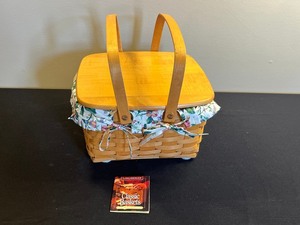 Longaberger Handwoven Basket Dresden OH USA with Floral Liner and Wood Lid