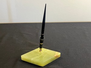 Sheaffer Desk Fountain Pen on Green Onyx Desk Stand w 14K Nib