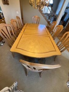 Magnificent Stanley Furniture Dining Table Set - 96W with 20-In Leaf, 8 Upholstered Chairs