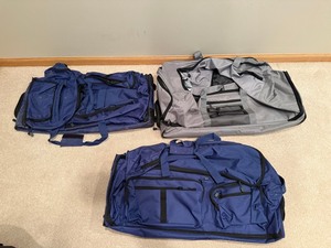 Blue & Gray Duffel Bags (Lot of 3) - Travel Gear with Multiple Pockets