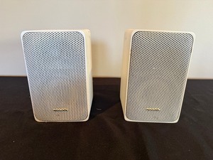 Realistic Minimus-7 White Speakers (Lot of 2)
