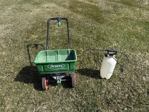 Scotts SpeedyGreen Garden Cart with Sprayer Tank - 2-Wheel