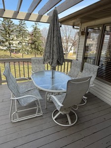 Round Glass-Top Outdoor Patio Table Set with Umbrella - 6 Woven Sling Chairs, White