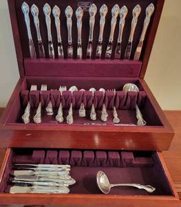 Alvin Sterling Silver Flatware Service for 12  Pirouette, 2519g