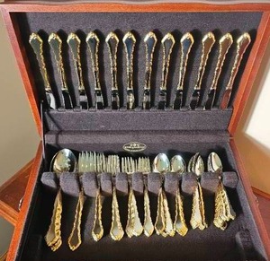 Onieda Community Flatware Service for 12