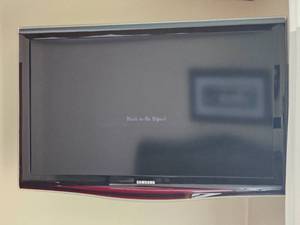 40 Inch Samsung Television