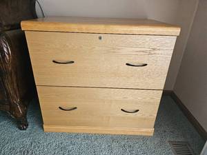 Blonde Oak Grain Filling Cabinet