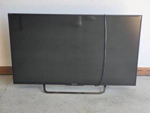 Sony 43 Inch Smart Television Model XBR 43X830C