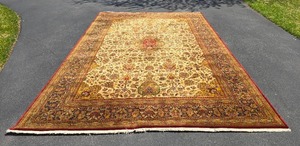 Large Hand Knotted Persian Style Area Rug Cream Field Floral Design