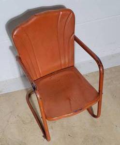 Sweet Vintage Childs Clam Shell Patio Chair
