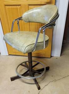 Vintage Samsonite Chrome Swivel Bar Chair