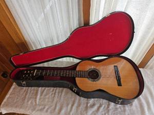 Vintage Yamaha G-60  Acoustic Guitar
