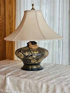 Embossed Glase & Brass Detailed Accent Lamp