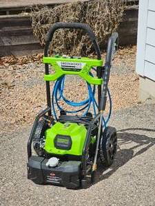 Greenworks 40V 2000 PSI Presser Washer & Leaf Blower