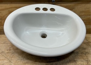 ALTO II Lavatory Model 251 19   16 Oval, Self-Rimming Lavatory