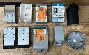 Outlet CoversBox lot of 10