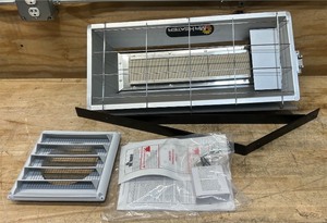 Mr. Heater 25,000 BTU High Intensity Radiant Workshop Heater MH25NG Msrp $776.92
