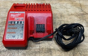 Milwaukee Charger Cat No. 48-59-1812 see description