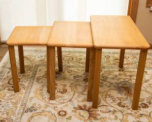 Set of 3 Wooden Nesting Tables